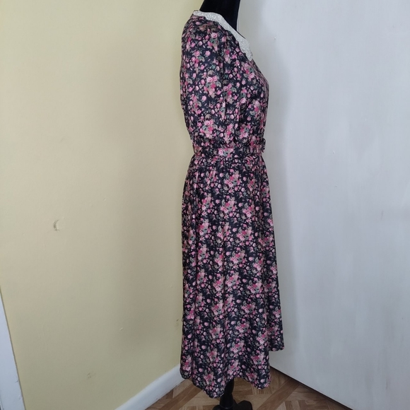 Vintage floral pattern dress - Picture 3 of 4